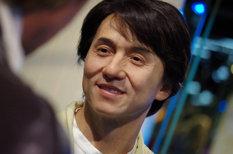 scara b actori
